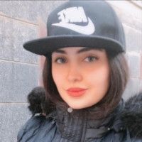 نیلوفر دبیری