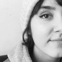 آذرنوش صادقیان